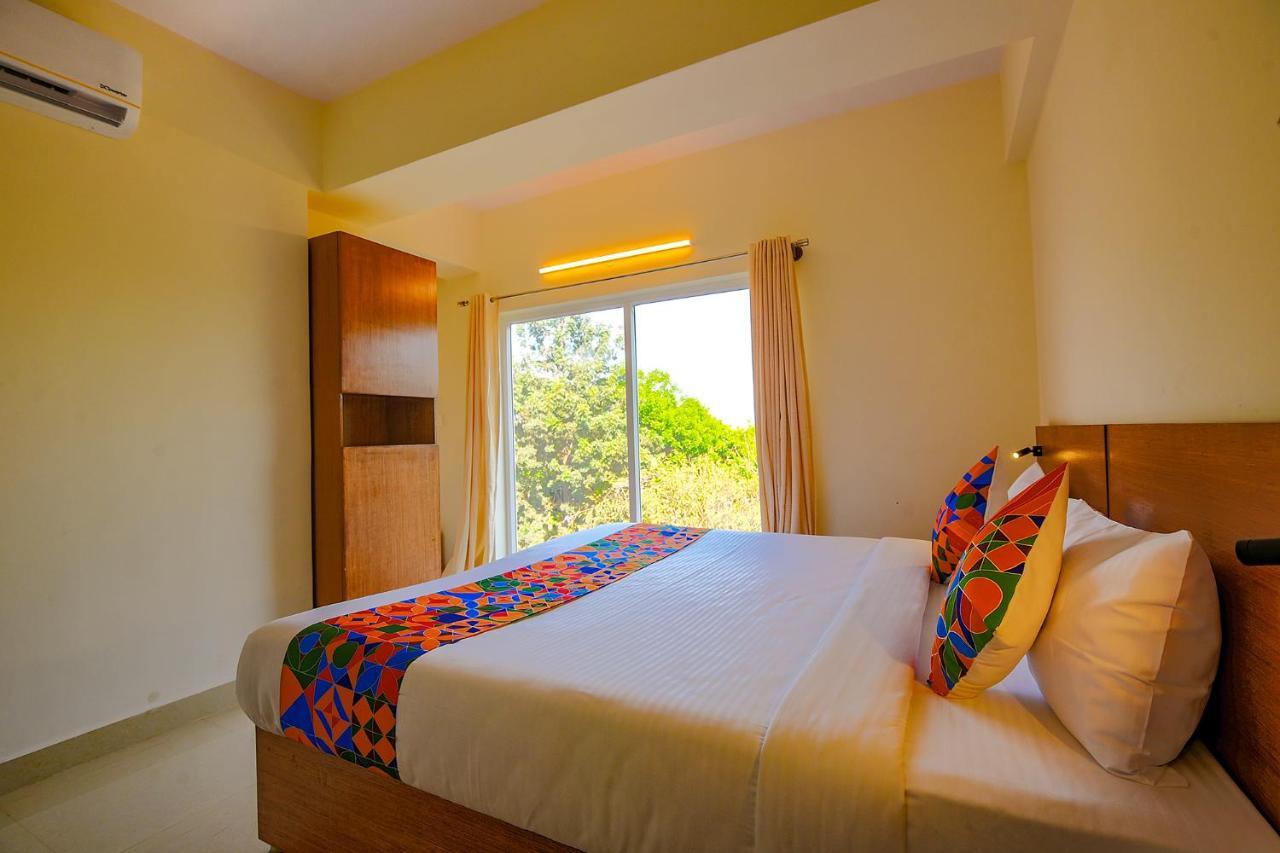 Fabhotel Gr Lake View - Btm Layout 班加罗尔 外观 照片