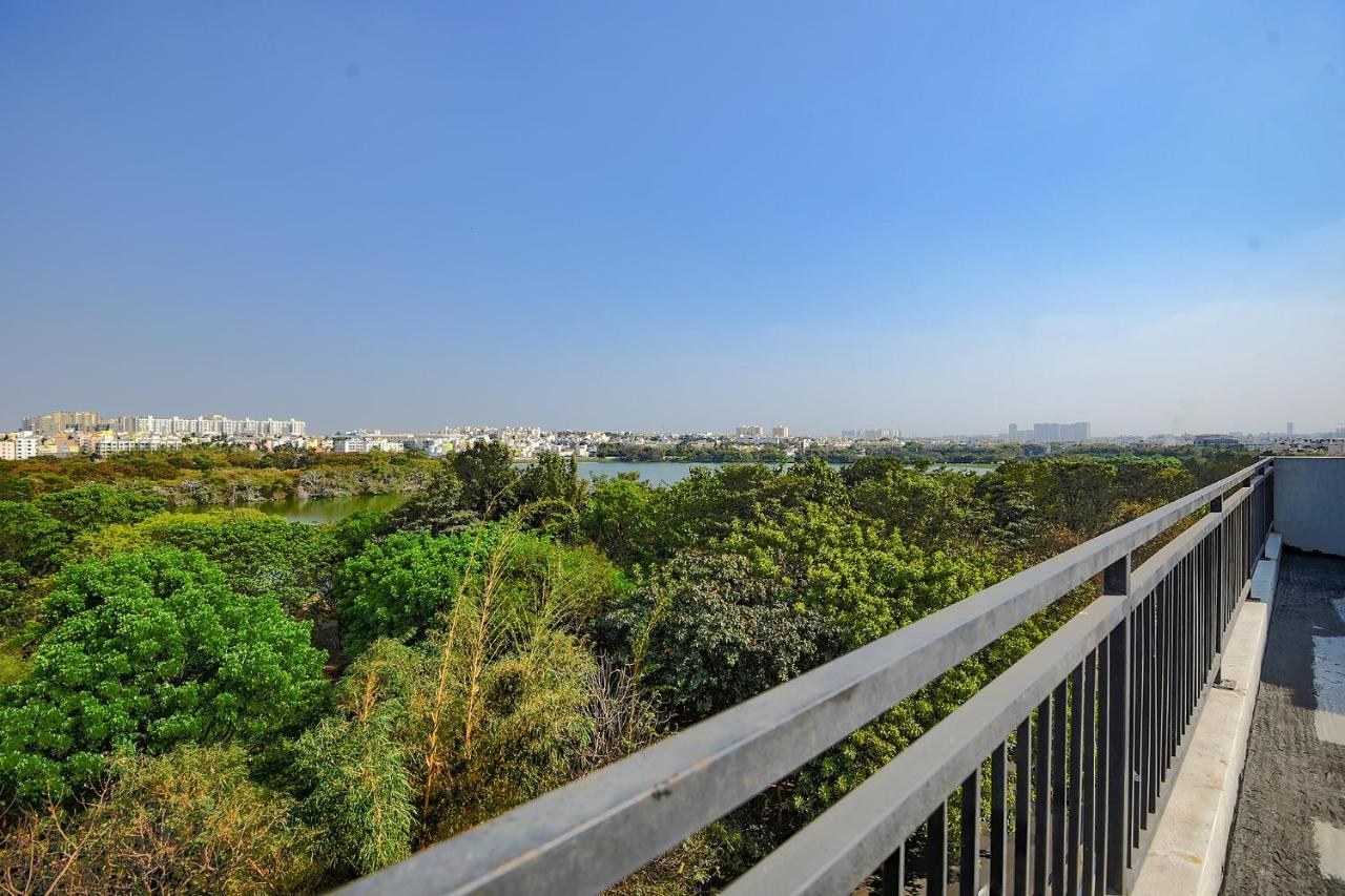 Fabhotel Gr Lake View - Btm Layout 班加罗尔 外观 照片